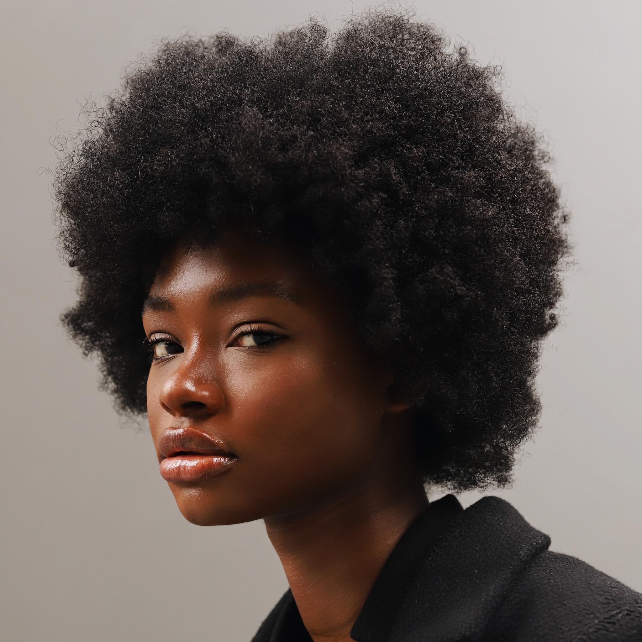 faire pousse les cheveux crépus